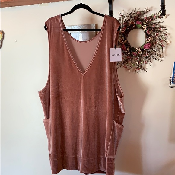 🦄Brand New Velvet. Limited Edition Jumper by A&D - Picture 1 of 7